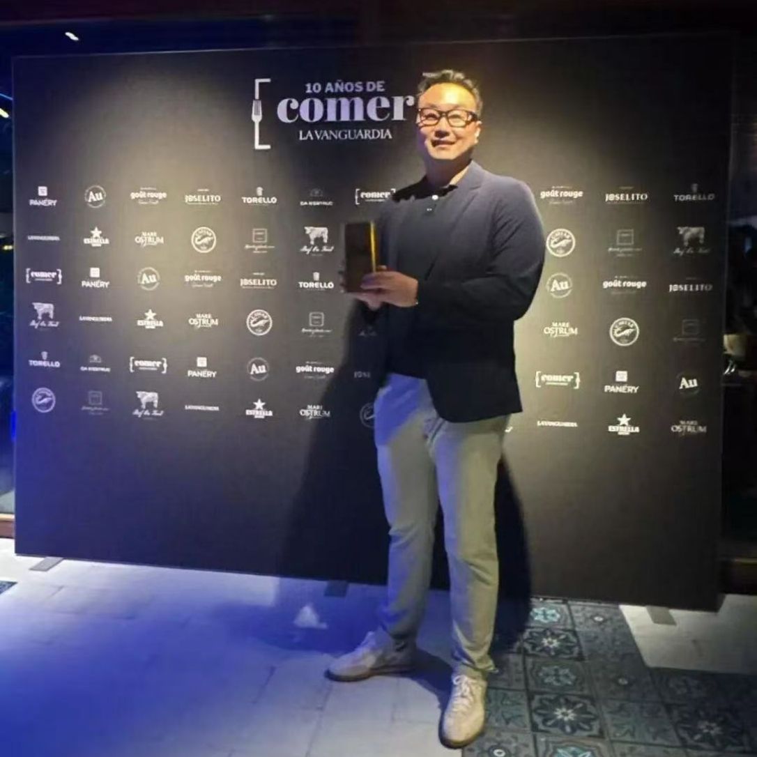 IBERIA CAIXCAR S.L. representative attending the 10th anniversary celebration of Comer by La Vanguardia in Barcelona